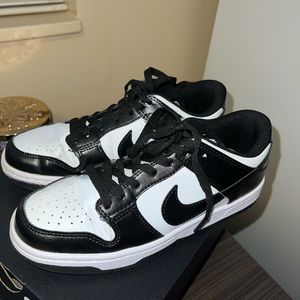 Panda Nike Dunks